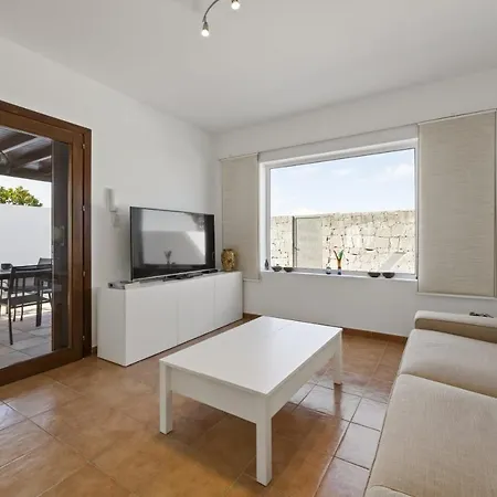 Mundaka Villa *
